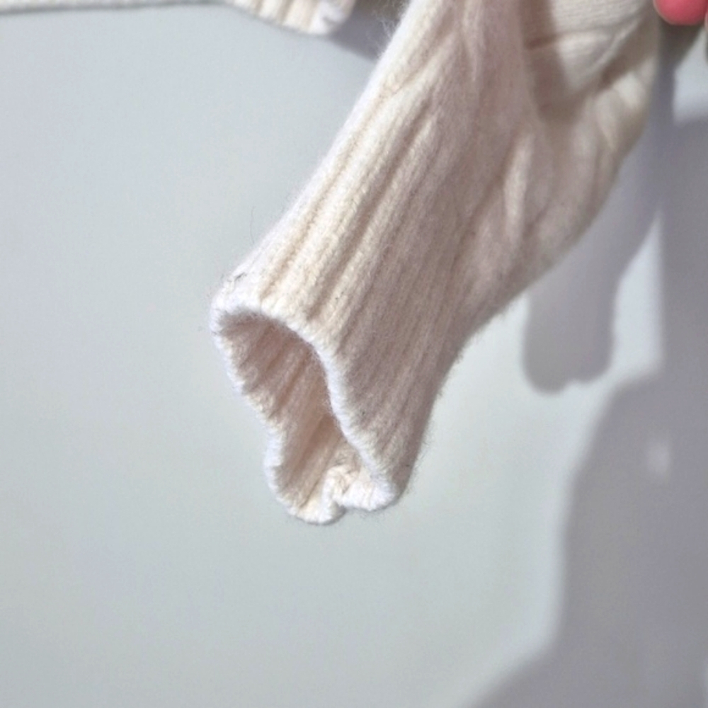 Aritzia Sunday Best Peggy Cropped Sweater, Wool Cotton, Cream, Oversized Size XS - Picture 7 of 12